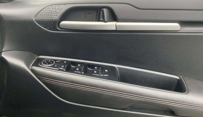 2022 KIA SONET GTX PLUS 1.0 IMT, Petrol, Manual, 46,790 km, Driver Side Door Panels Control