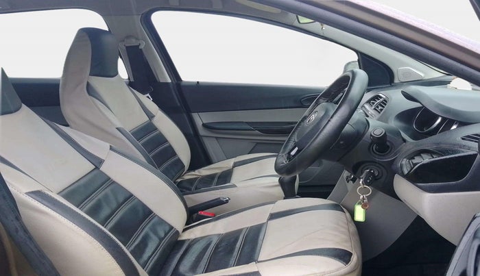 2019 Tata Tiago XT PETROL, Petrol, Manual, 42,653 km, Right Side Front Door Cabin