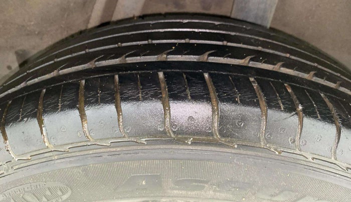 2018 Honda WR-V 1.2L I-VTEC S MT, Petrol, Manual, 35,296 km, Left Rear Tyre Tread