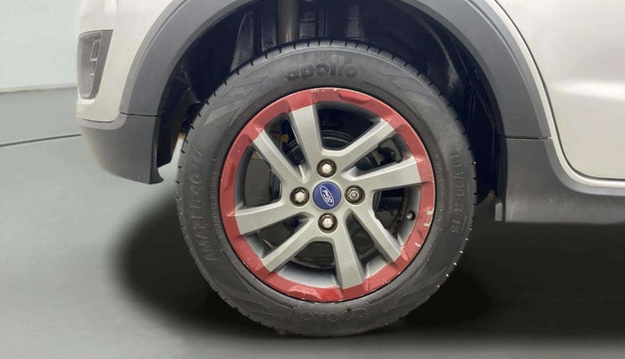 2019 Ford FREESTYLE TITANIUM 1.2 PETROL, Petrol, Manual, 1,13,353 km, Right Rear Wheel