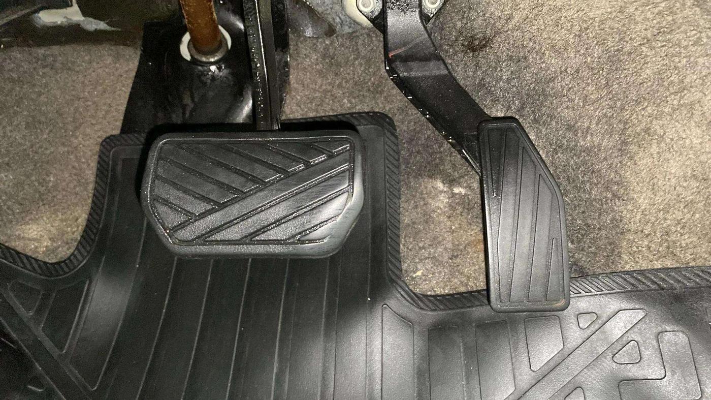 2017 Maruti Alto K10 VXI (O) AMT, Petrol, Automatic, 91,422 km, Pedals