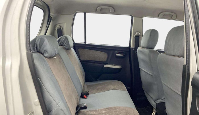 2014 Maruti Wagon R 1.0 VXI, Petrol, Manual, 42,621 km, Right Side Rear Door Cabin