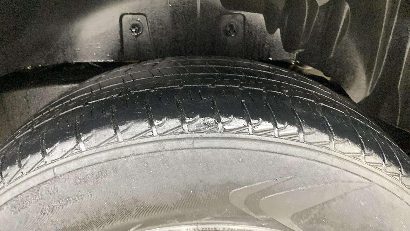 2021 Mahindra BOLERO NEO N 4, Diesel, Manual, 51,533 km, Left Rear Tyre Tread