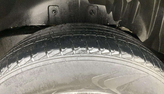 2021 Mahindra BOLERO NEO N 4, Diesel, Manual, 51,533 km, Left Rear Tyre Tread