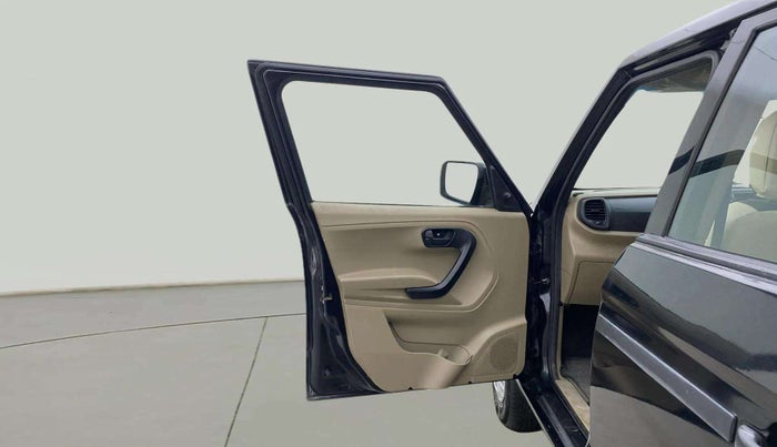 2021 Mahindra BOLERO NEO N 4, Diesel, Manual, 51,533 km, LHS Front Door