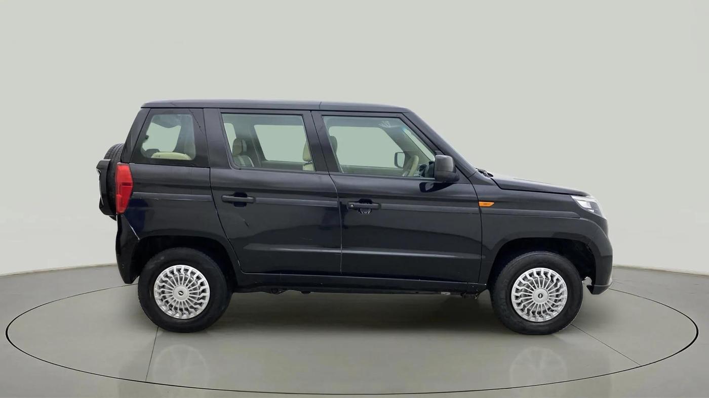 2021 Mahindra BOLERO NEO N 4, Diesel, Manual, 51,533 km, Right Side View