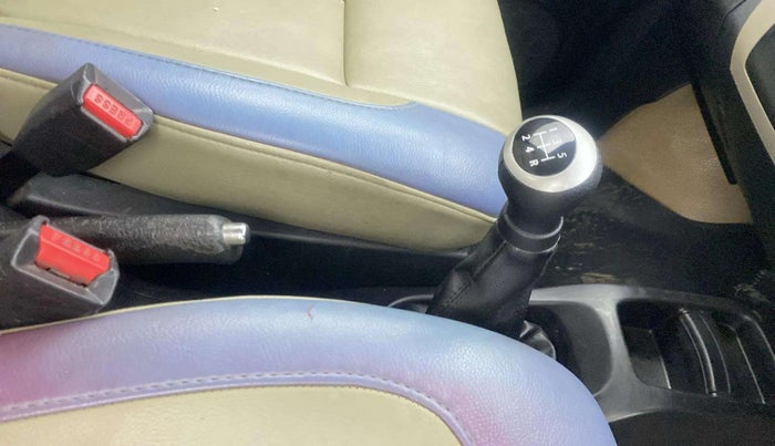 2014 Maruti Wagon R 1.0 VXI, Petrol, Manual, 77,196 km, Gear Lever