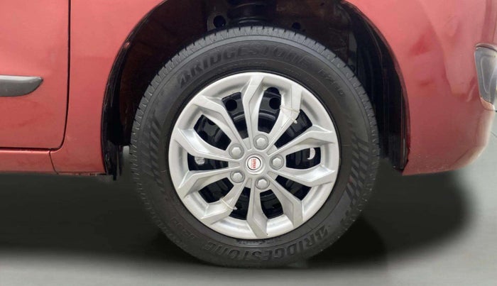 2014 Maruti Wagon R 1.0 VXI, Petrol, Manual, 77,196 km, Right Front Wheel