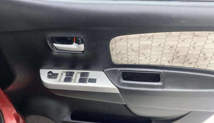 2014 Maruti Wagon R 1.0 VXI, Petrol, Manual, 77,196 km, Driver Side Door Panels Control