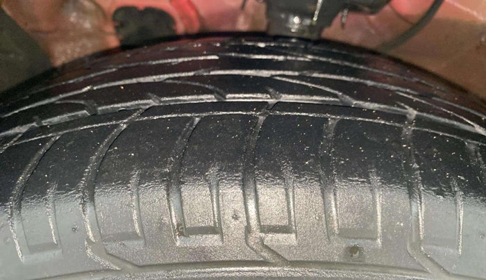 2018 Hyundai Creta SX AT 1.6 PETROL, Petrol, Automatic, 27,683 km, Left Front Tyre Tread