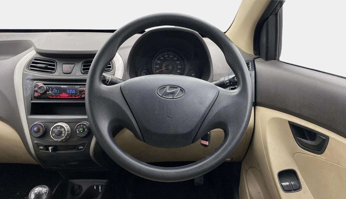 2018 Hyundai Eon ERA +, Petrol, Manual, 49,030 km, Steering Wheel Close Up