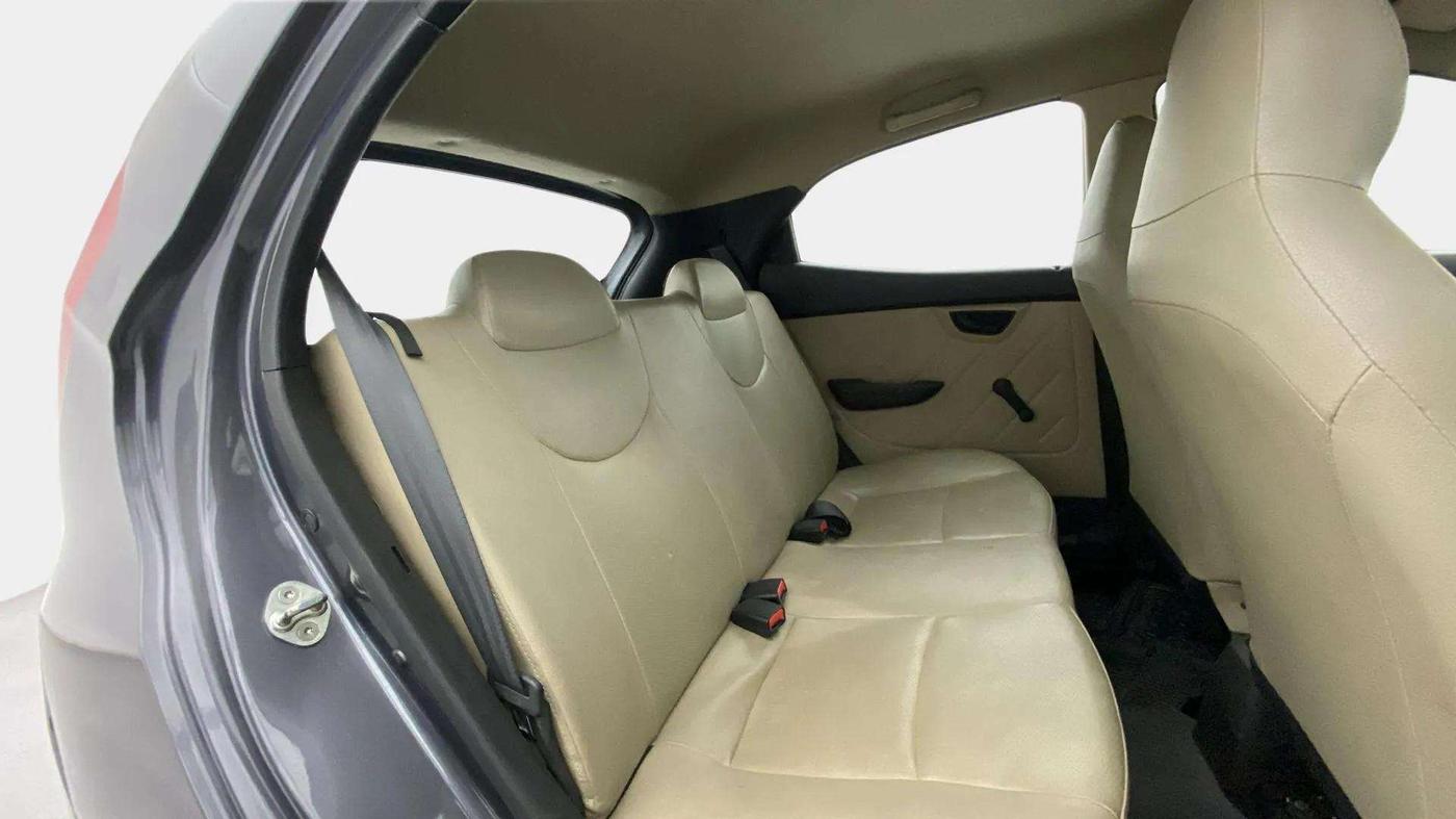 2018 Hyundai Eon ERA +, Petrol, Manual, 50,166 km, Right Side Rear Door Cabin
