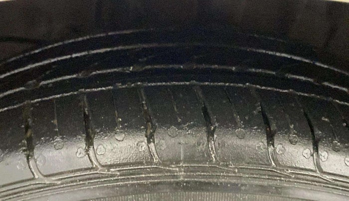 2021 Tata Tiago XZ PLUS PETROL, Petrol, Manual, 17,170 km, Left Front Tyre Tread