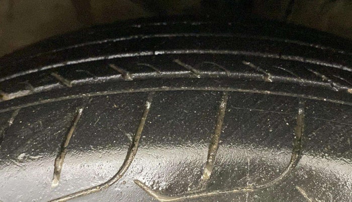 2019 Hyundai Creta SX 1.6 PETROL, Petrol, Manual, 57,875 km, Right Front Tyre Tread