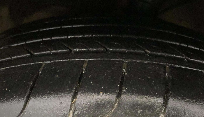 2019 Hyundai Creta SX 1.6 PETROL, Petrol, Manual, 57,875 km, Left Front Tyre Tread