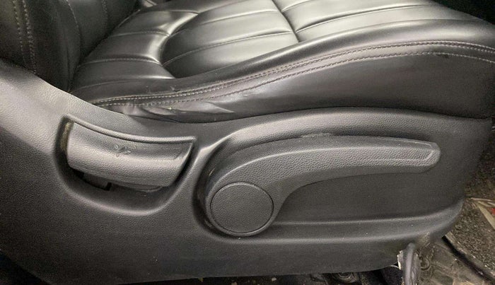 2019 Hyundai Creta SX 1.6 PETROL, Petrol, Manual, 57,875 km, Driver Side Adjustment Panel