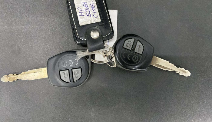 2017 Maruti Dzire VXI AMT, Petrol, Automatic, 76,803 km, Key Close Up
