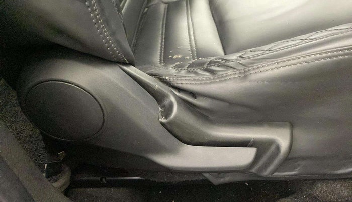 2017 Maruti Baleno DELTA CVT PETROL 1.2, Petrol, Automatic, 80,863 km, Driver Side Adjustment Panel