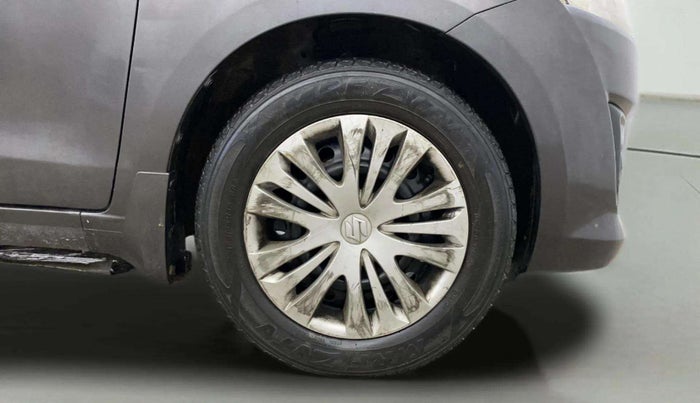 2014 Maruti Ertiga VXI, Petrol, Manual, 53,225 km, Right Front Wheel