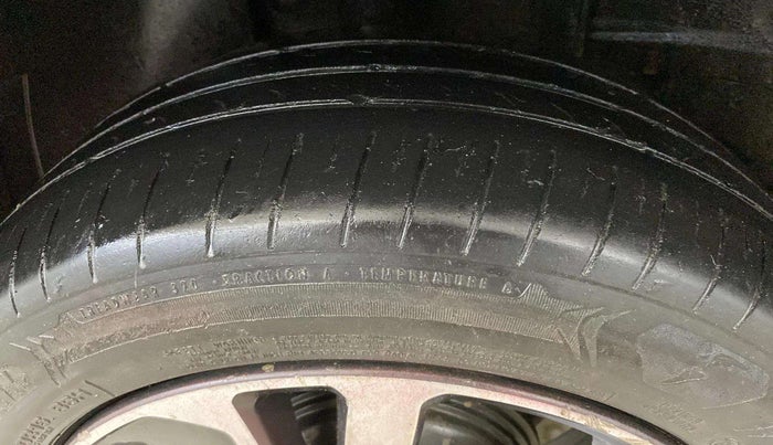 2021 Tata ALTROZ XZ DIESEL, Diesel, Manual, 37,003 km, Left Front Tyre Tread