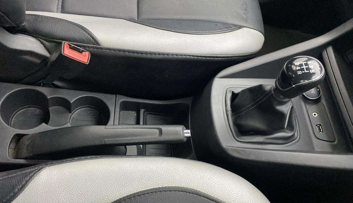2019 Ford New Figo TITANIUM 1.2 PETROL MT, Petrol, Manual, 38,295 km, Gear Lever