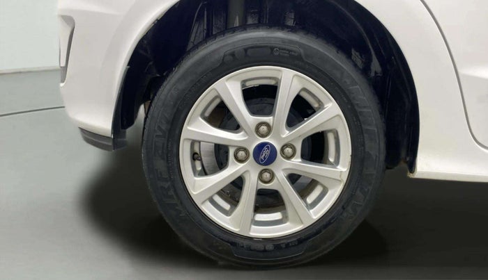 2019 Ford New Figo TITANIUM 1.2 PETROL MT, Petrol, Manual, 38,295 km, Right Rear Wheel