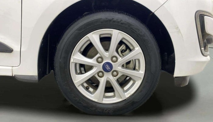 2019 Ford New Figo TITANIUM 1.2 PETROL MT, Petrol, Manual, 38,295 km, Right Front Wheel