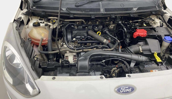 2019 Ford New Figo TITANIUM 1.2 PETROL MT, Petrol, Manual, 38,295 km, Engine View - Right