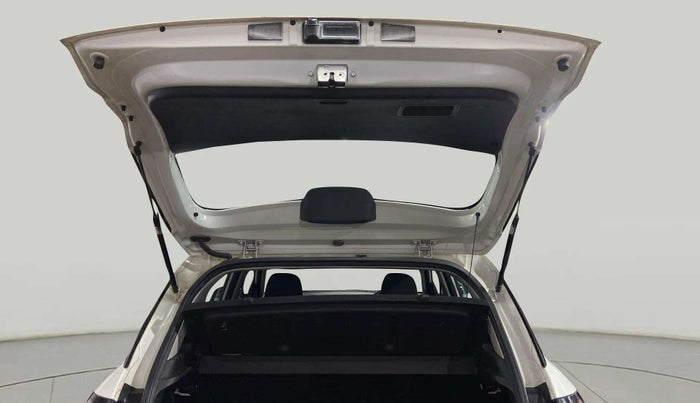 2022 Hyundai VENUE SX 1.2 PETROL, Petrol, Manual, 26,560 km, Boot Door Open