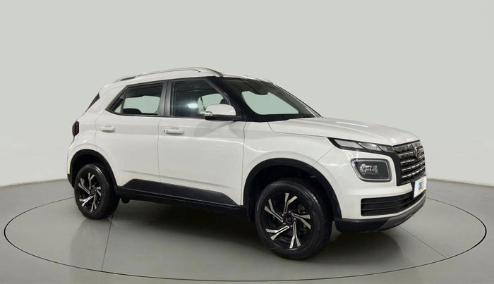 2022 Hyundai VENUE SX 1.2 PETROL, Petrol, Manual, 26,560 km, Right Front Diagonal