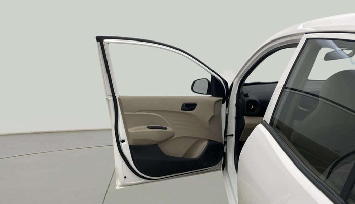 2020 Hyundai NEW SANTRO SPORTZ CNG, CNG, Manual, 36,676 km, LHS Front Door