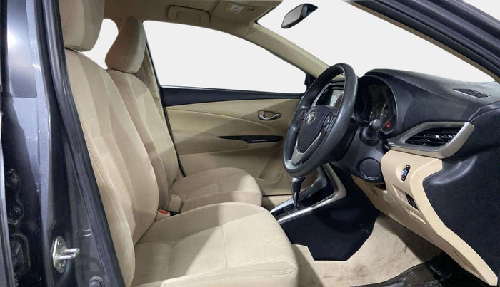 2020 Toyota YARIS G CVT, Petrol, Automatic, 27,597 km, Right Side Front Door Cabin