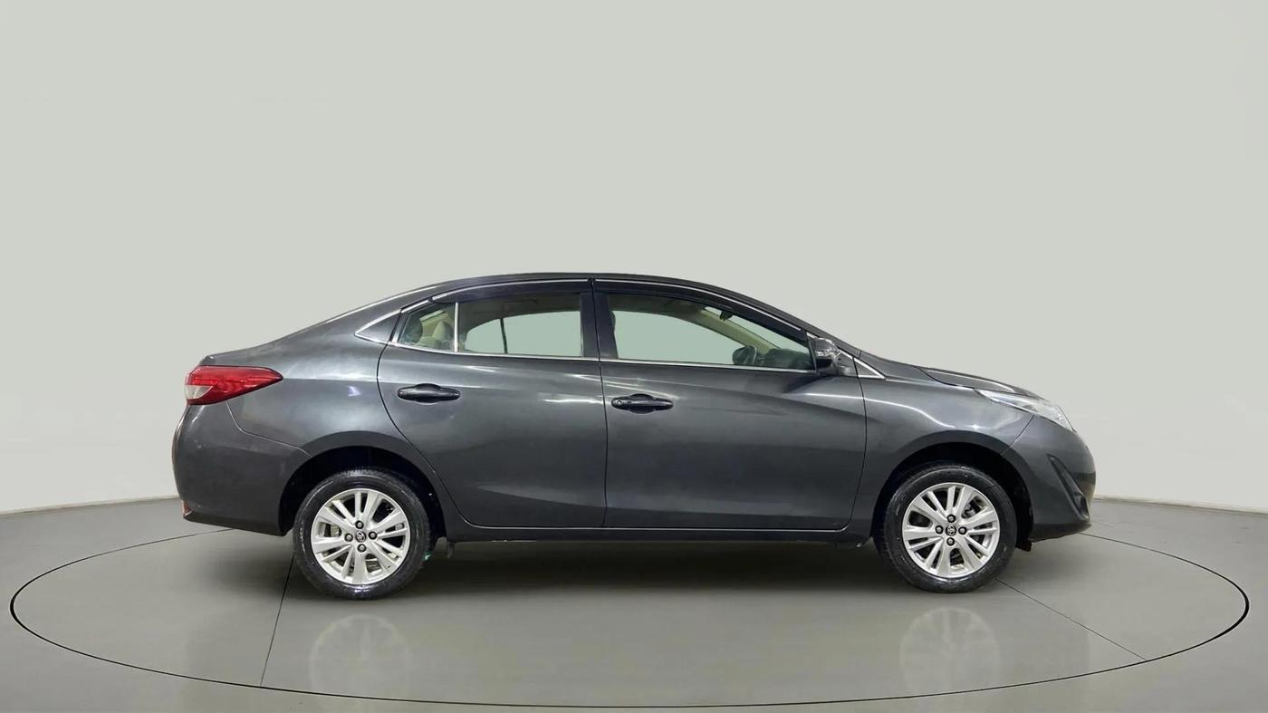 2020 Toyota YARIS G CVT, Petrol, Automatic, 27,654 km, Right Side View