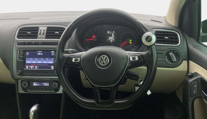 2021 Volkswagen Vento HIGHLINE PLUS 1.0L TSI AT, Petrol, Automatic, 88,284 km, Steering Wheel Close Up