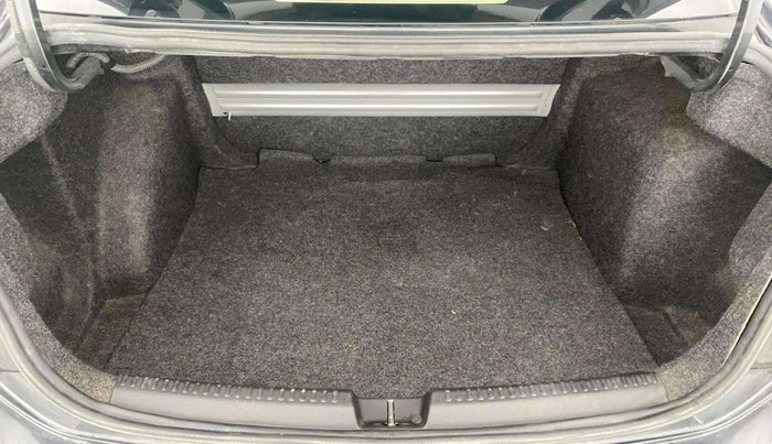 2021 Volkswagen Vento HIGHLINE PLUS 1.0L TSI AT, Petrol, Automatic, 88,284 km, Boot Inside