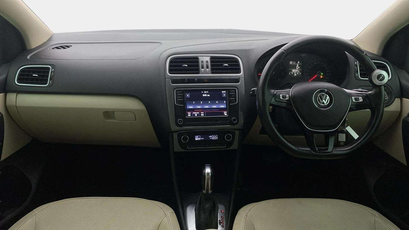 2021 Volkswagen Vento HIGHLINE PLUS 1.0L TSI AT, Petrol, Automatic, 88,513 km, Dashboard