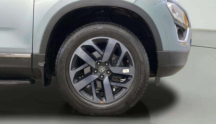 2021 Tata Safari XZA PLUS, Diesel, Automatic, 16,487 km, Right Front Wheel