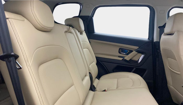 2021 Tata Safari XZA PLUS, Diesel, Automatic, 16,487 km, Right Side Rear Door Cabin