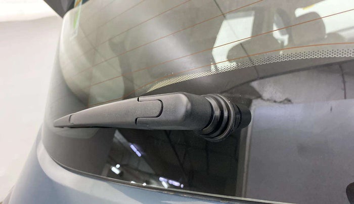 2021 Tata Safari XZA PLUS, Diesel, Automatic, 16,487 km, Rear Wiper