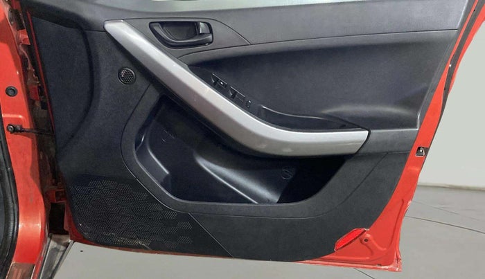 2020 Tata NEXON XM PETROL, CNG, Manual, 90,432 km, Driver Side Door Panels Control