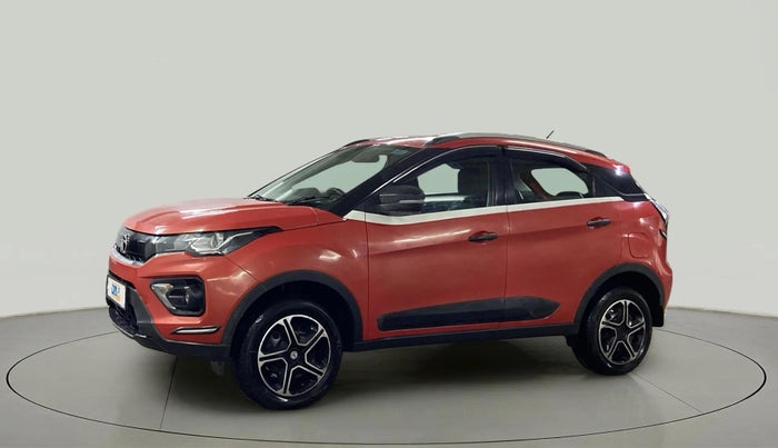 2020 Tata NEXON XM PETROL, CNG, Manual, 90,432 km, Left Front Diagonal