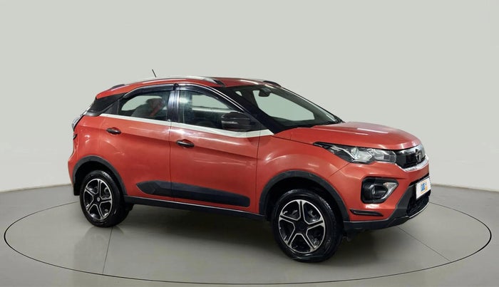 2020 Tata NEXON XM PETROL, CNG, Manual, 90,432 km, Right Front Diagonal