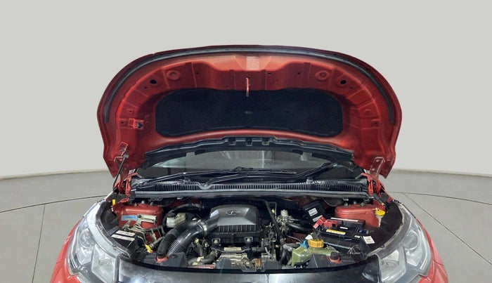 2020 Tata NEXON XM PETROL, CNG, Manual, 90,432 km, Open Bonet