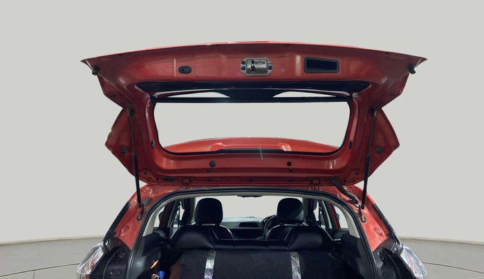 2020 Tata NEXON XM PETROL, CNG, Manual, 90,432 km, Boot Door Open