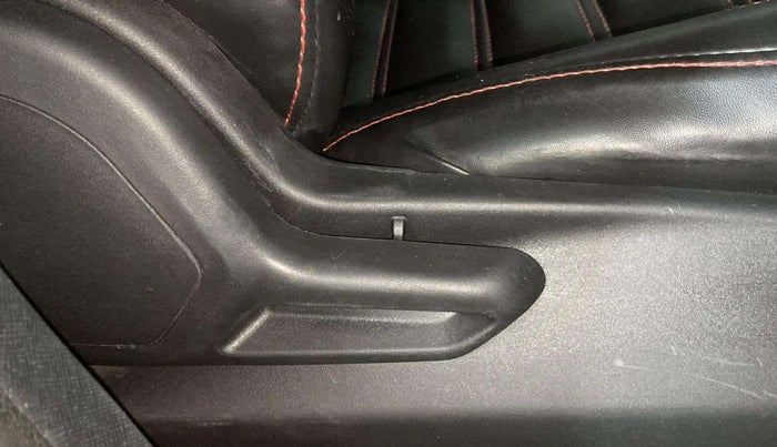 2020 Tata NEXON XM PETROL, CNG, Manual, 90,432 km, Driver Side Adjustment Panel