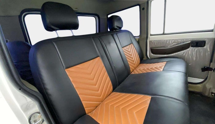 2020 Mahindra Bolero B6 (O), Diesel, Manual, 33,642 km, Right Side Rear Door Cabin