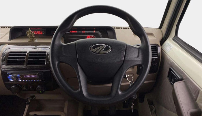 2020 Mahindra Bolero B6 (O), Diesel, Manual, 33,642 km, Steering Wheel Close Up