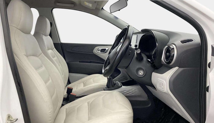 2022 Hyundai GRAND I10 NIOS SPORTZ 1.2 KAPPA VTVT CNG, CNG, Manual, 73,640 km, Right Side Front Door Cabin