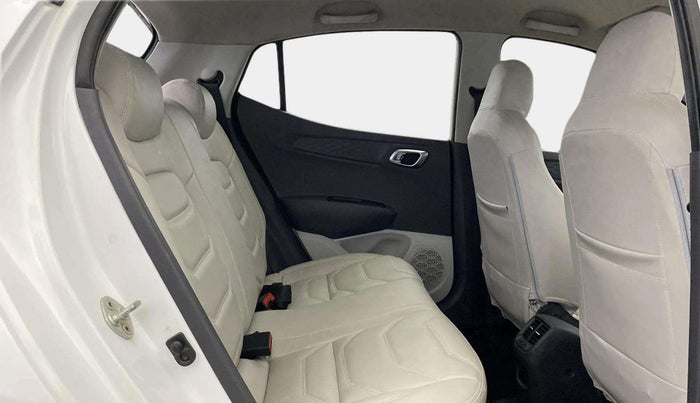 2022 Hyundai GRAND I10 NIOS SPORTZ 1.2 KAPPA VTVT CNG, CNG, Manual, 73,640 km, Right Side Rear Door Cabin