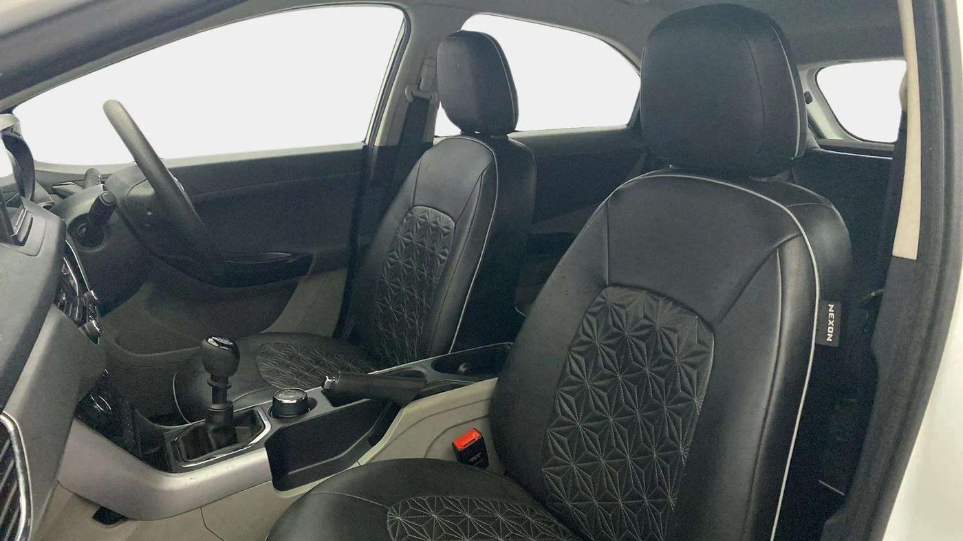 2019 Tata NEXON XZ PETROL, Petrol, Manual, 73,264 km, Right Side Front Door Cabin